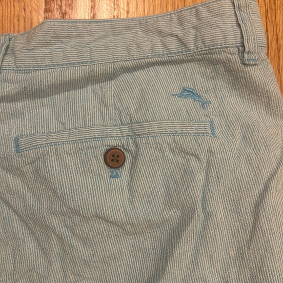 Tommy Bahama Linen Blue White Striped Shorts - Picture 3 of 7